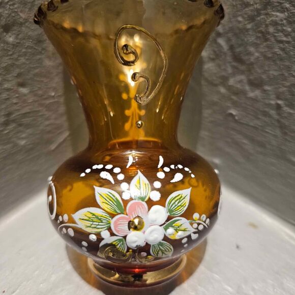 Bohemian Hand Blown Hand Painted Gold Rimmed Amber 3.5" Vase - Picture 9 of 10